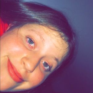 Meet your Posher, Gina